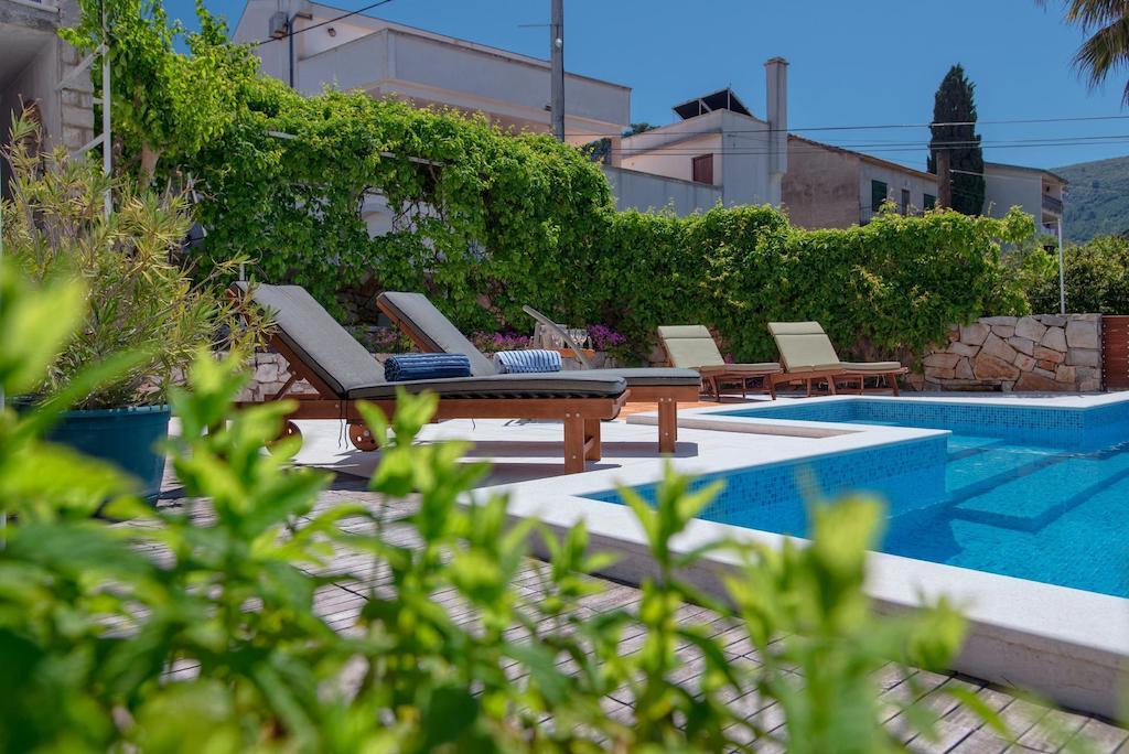 Villa Tota Glamur Єлса Номер фото