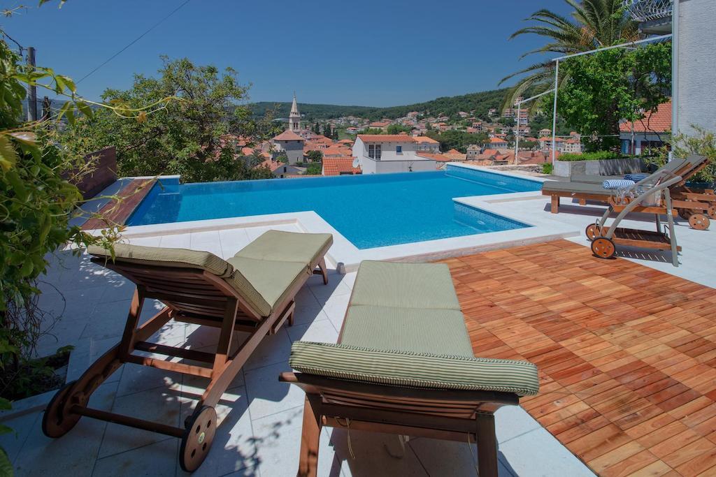 Villa Tota Glamur Єлса Екстер'єр фото