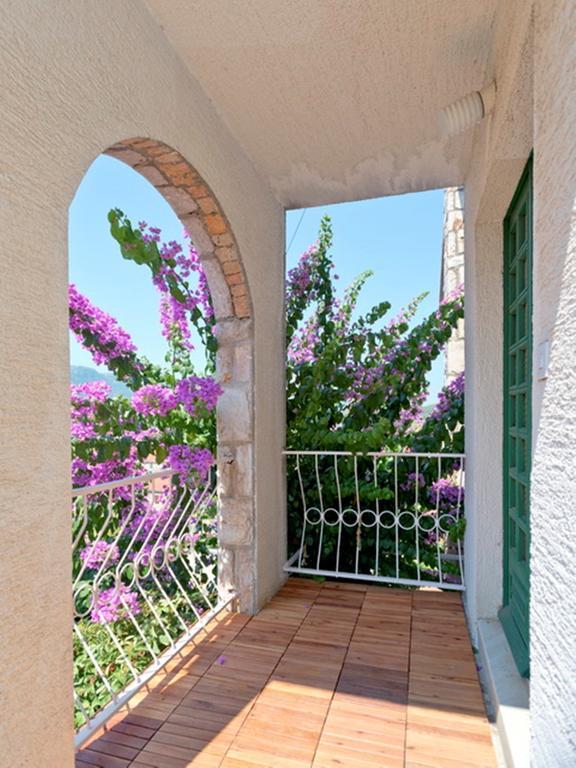 Villa Tota Glamur Єлса Екстер'єр фото